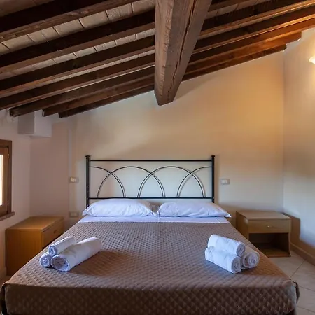 Il Castelluccio - By Bolgheri Holiday بيت للعطل *